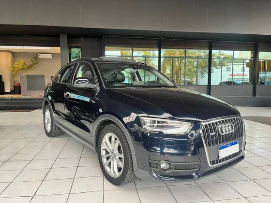 AUDI Q3 2.0 TFSI AMBIENTE QUATTRO 4P GASOLINA S TRONIC